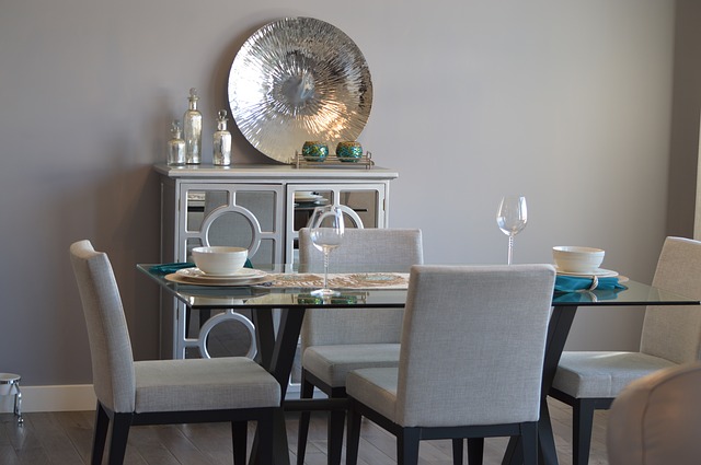 Jedáleň v štýle minimalizmu