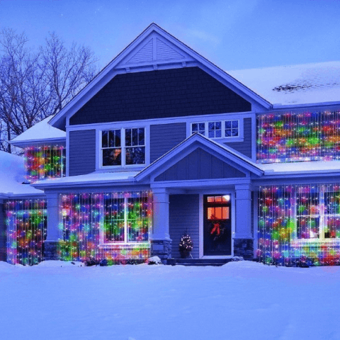 Vianočné osvetlenie domu